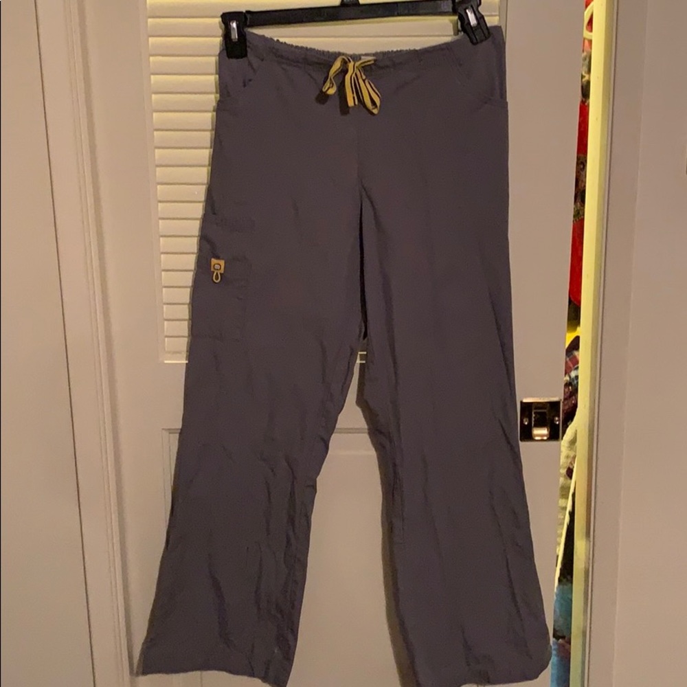 Wonder wink scrub pants